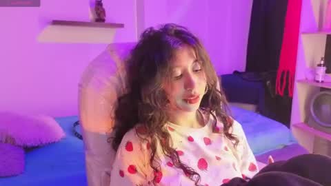 miniadelf online show from May 2026 09:52:02 PM