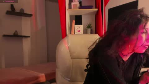 miniadelf online show from May 2026 03:39:01 PM