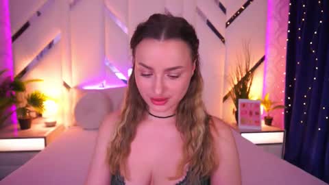 Snapshot of minifox_ chatting on March 2026 07:45:01 AM minifox_ online show from March 2026 07:45:01 AM