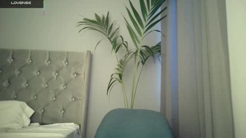 Snapshot of minikunis chatting on October 2025 10:59:02 PM Mini Mila Kunis ft Ashton Katchero. Follow me to stay in touch online show from October 2025 10:59:02 PM