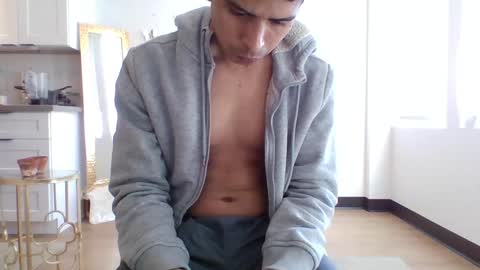 Snapshot of minimydick chatting on March 2025 03:51:02 PM minimydick online show from March 2025 03:51:02 PM