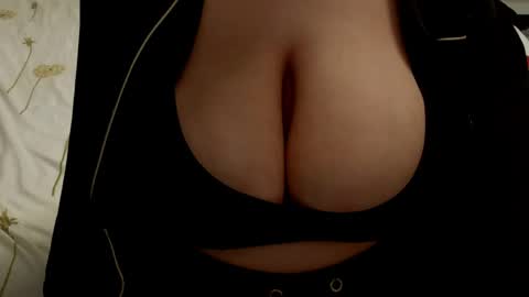 minka0 online show from May 2026 08:03:01 PM