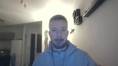 minka28 online show from February 2026 06:36:02 PM