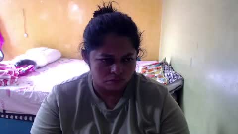 Andrea online show from June 2026 12:33:01 PM