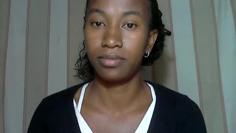 minouch211907 online show from February 2025 10:31:02 PM