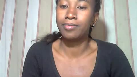 minouch211907 online show from September 2025 02:06:02 PM