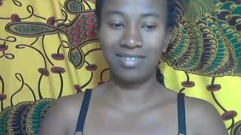 minouch211907 online show from October 2025 07:53:01 AM