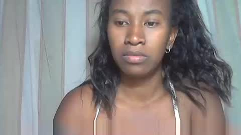 minouch211907 online show from October 2025 03:29:02 PM