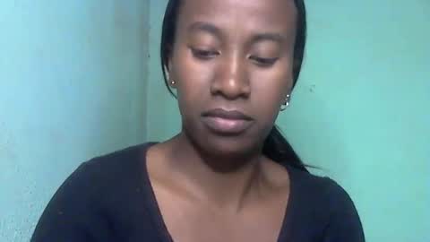 minouch211907 online show from May 2026 05:08:02 PM