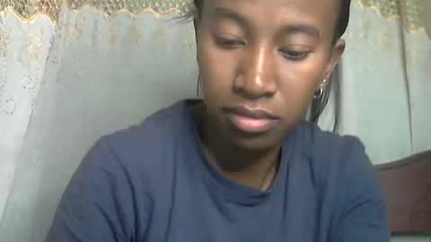minouch211907 online show from June 2026 11:42:02 PM