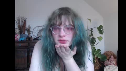 Snapshot of minthe chatting on January 2026 12:09:02 PM minthe online show from January 2026 12:09:02 PM