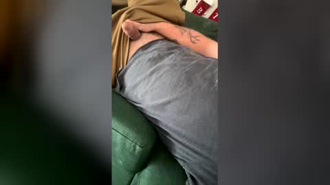 minty658512 online show from December 2025 08:37:02 PM