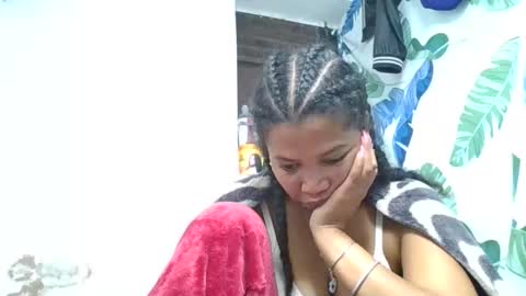 Snapshot of miora620846 chatting on June 2026 01:07:02 AM miora620846 online show from June 2026 01:07:02 AM