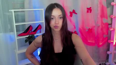 Snapshot of mipsymipson chatting on January 2025 10:22:01 AM NEXT STREAM NOVEMBER 27282930 online show from January 2025 10:22:01 AM