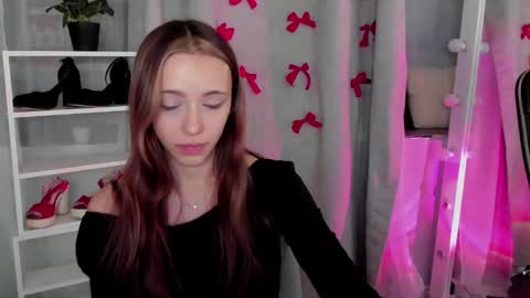 Snapshot of mipsymipson chatting on February 2025 01:20:01 PM NEXT STREAM NOVEMBER 27282930 online show from February 2025 01:20:01 PM
