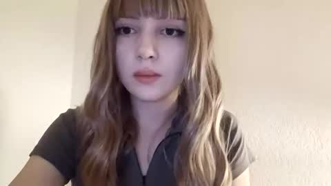 Snapshot of mira_doll chatting on March 2026 02:06:01 AM Mira doll online show from March 2026 02:06:01 AM