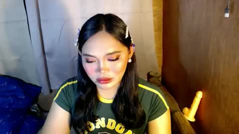 Mira Bella online show from November 2025 03:46:01 PM