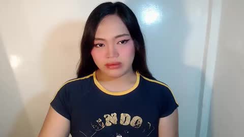 Mira Bella online show from May 2026 12:43:01 PM