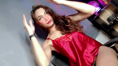 Snapshot of miraclegirl23 chatting on November 2025 03:18:02 AM Zoey online show from November 2025 03:18:02 AM