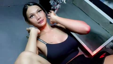 Snapshot of miraclegirl23 chatting on August 2026 07:07:02 AM Zoey online show from August 2026 07:07:02 AM