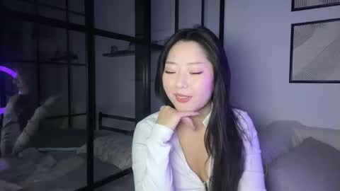 Snapshot of mirafloat chatting on October 2025 01:11:01 PM mirafloat online show from October 2025 01:11:01 PM