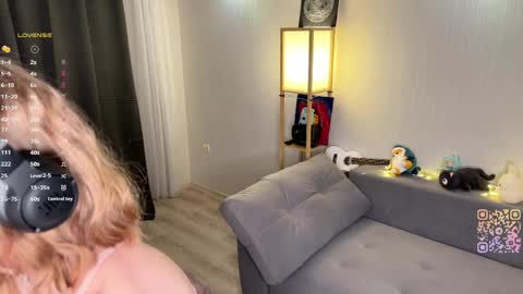 Mira online show from April 2026 09:12:01 PM