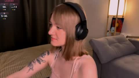 Mira online show from May 2026 07:18:01 PM