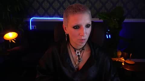 Mira online show from September 2025 12:43:01 PM