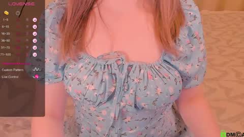 Kira online show from April 2026 08:57:02 PM