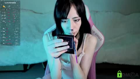 Snapshot of miranaliebert chatting on October 2025 08:10:01 PM Mirana  online show from October 2025 08:10:01 PM