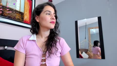 Snapshot of miranda_doll_ chatting on January 2025 06:12:02 PM online show from January 2025 06:12:02 PM