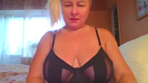 Snapshot of miranda_robinson chatting on September 2025 02:26:01 AM Miranda online show from September 2025 02:26:01 AM