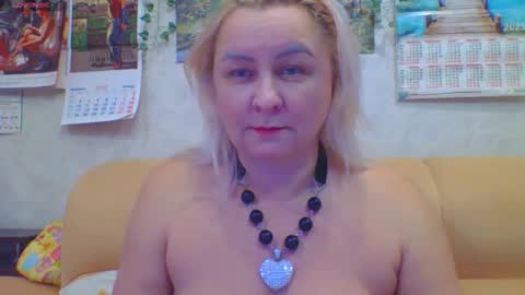 Snapshot of miranda_robinson chatting on November 2025 10:14:02 AM Miranda online show from November 2025 10:14:02 AM
