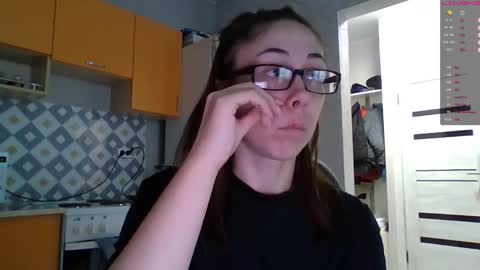 MIRANDA online show from October 2025 05:13:01 AM