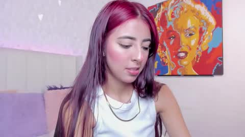 Snapshot of mirandaa_rogers chatting on September 2025 02:33:01 PM Miranda Rogers online show from September 2025 02:33:01 PM