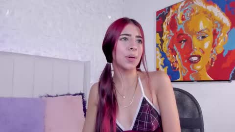 Snapshot of mirandaa_rogers chatting on November 2025 07:13:02 PM Miranda Rogers online show from November 2025 07:13:02 PM