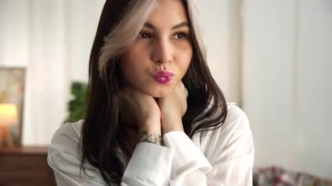 Snapshot of mirandabettman chatting on October 2025 07:51:02 AM My name is Adele online show from October 2025 07:51:02 AM