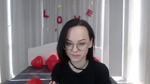 Mira online show from February 2025 10:38:02 AM