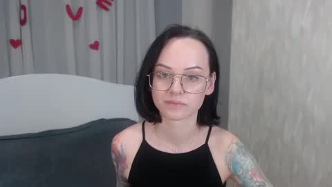 Mira online show from February 2025 03:43:02 PM