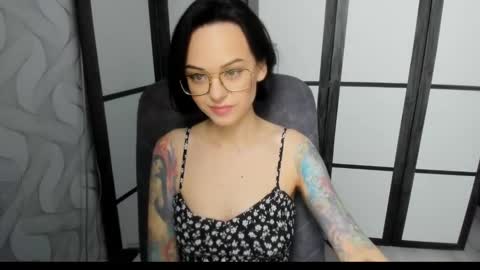 Mira online show from March 2025 11:27:02 PM