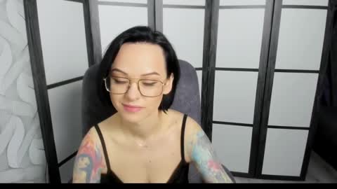 Mira online show from March 2025 09:15:02 PM