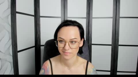 Mira online show from March 2025 03:46:02 AM