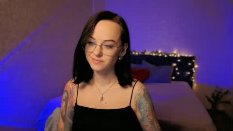 MiraSkyy online show from May 2026 05:07:02 PM