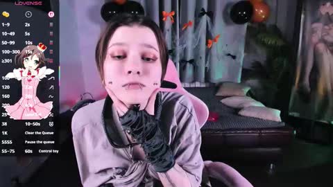 Snapshot of miravelle chatting on October 2025 09:46:01 PM MiraVelle online show from October 2025 09:46:01 PM