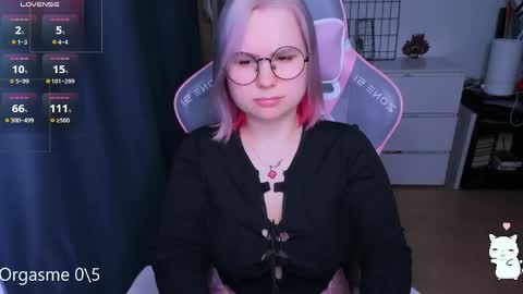 Kira online show from April 2026 06:13:02 PM