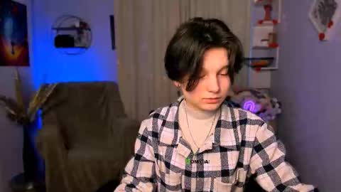 Snapshot of mirginia_lovely chatting on March 2026 06:52:01 AM mirgi online show from March 2026 06:52:01 AM