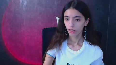 Snapshot of miri_miss chatting on December 2024 04:22:01 PM Miri online show from December 2024 04:22:01 PM