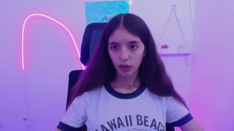 Snapshot of miri_miss chatting on November 2025 12:38:01 PM Miri online show from November 2025 12:38:01 PM