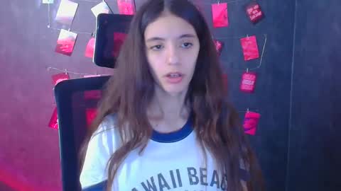 Snapshot of miri_miss chatting on December 2025 12:36:02 PM Miri online show from December 2025 12:36:02 PM