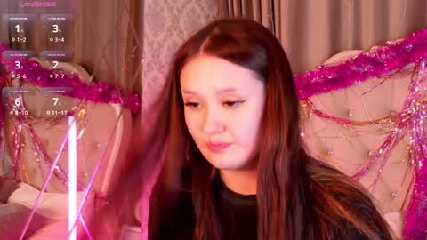 Snapshot of miriamwhite chatting on December 2024 02:06:02 PM Miriam WhiteF online show from December 2024 02:06:02 PM
